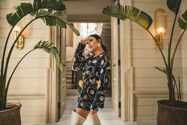 What are the best UK fashion trends for boosting women's confidence?